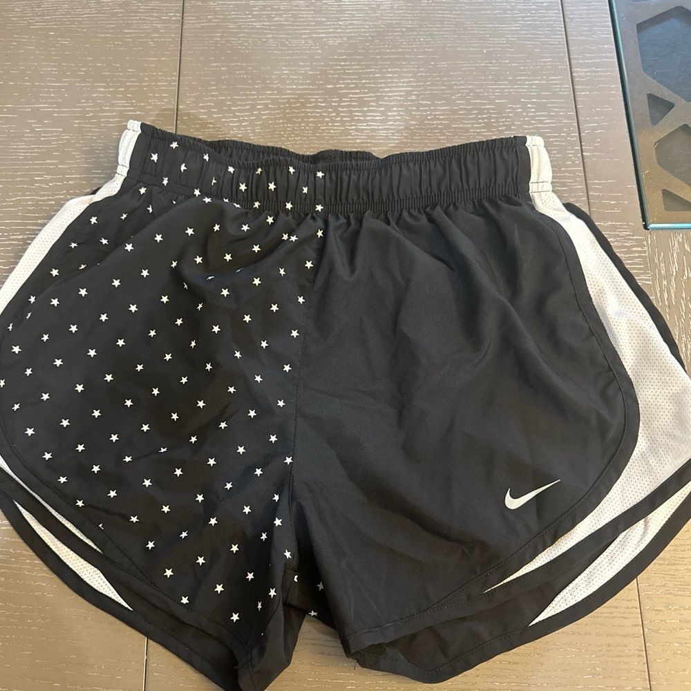 Nike drift shorts size small